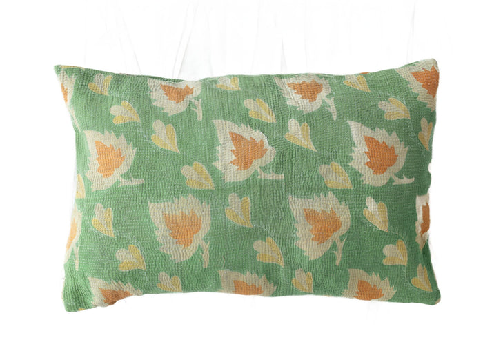Sari pillowcase 60x40 with colorful vintage oriental patterns in pink, purple and yellow, boho bohemian Indian pillow with unique upcycled sari design
