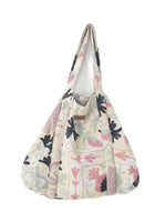 Suzani Vintage Beach dahinter